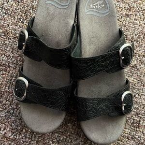 Dansko’s Sophie Women's Black Sandals